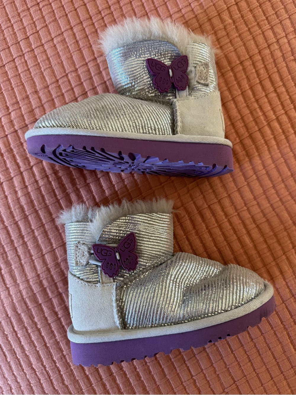 UGG Baby/Toddler Metallic Silver Ankle Boots with Purple Sole